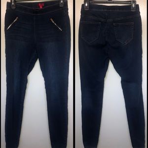 Jennifer Lopez Jeggings